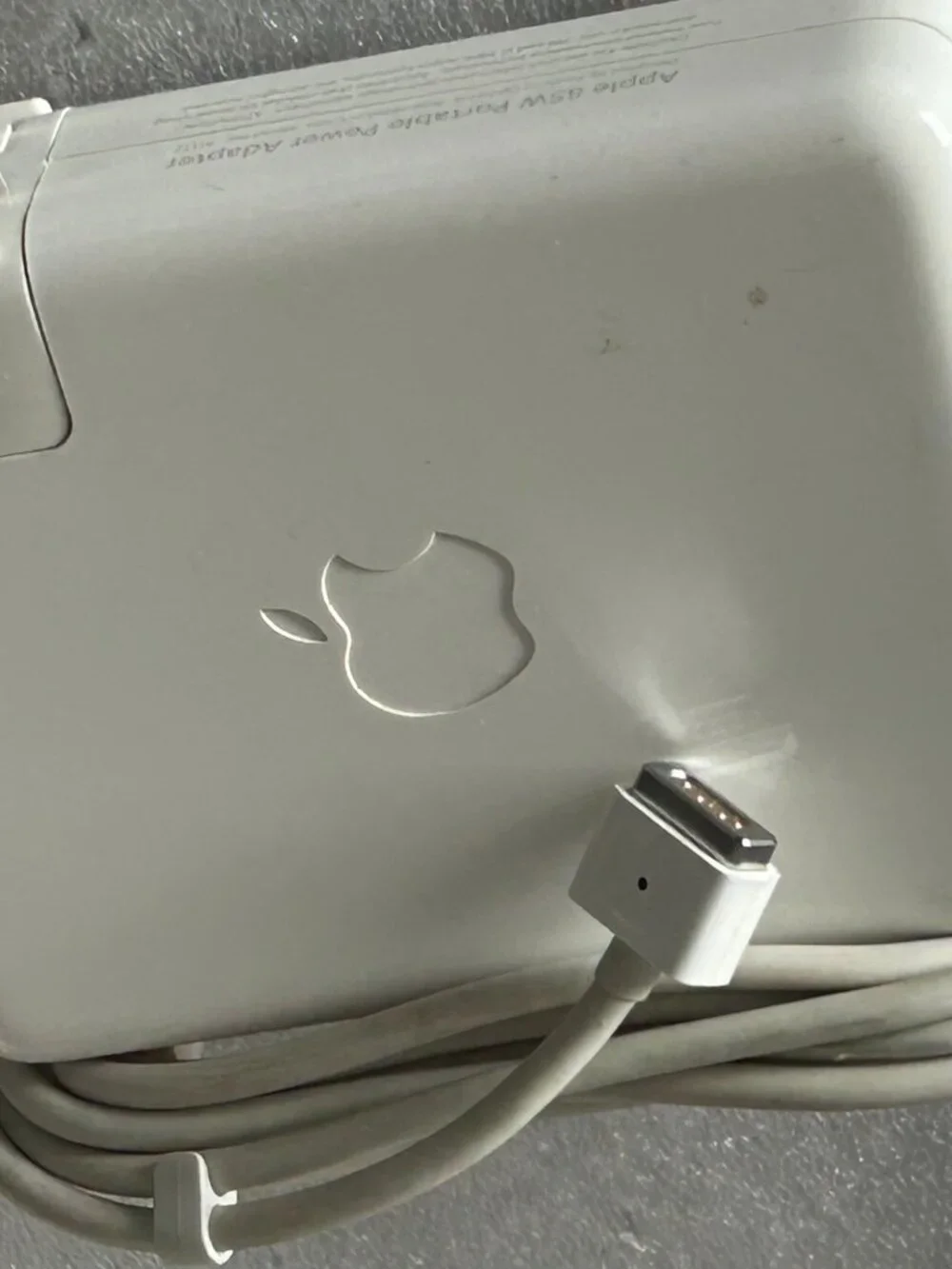 Original APPLE A1172 85W MagSafe Portable Power Adapter Used Tested Good